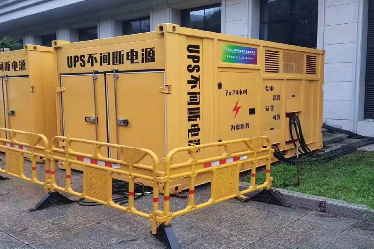 百色发电机租赁施工现场